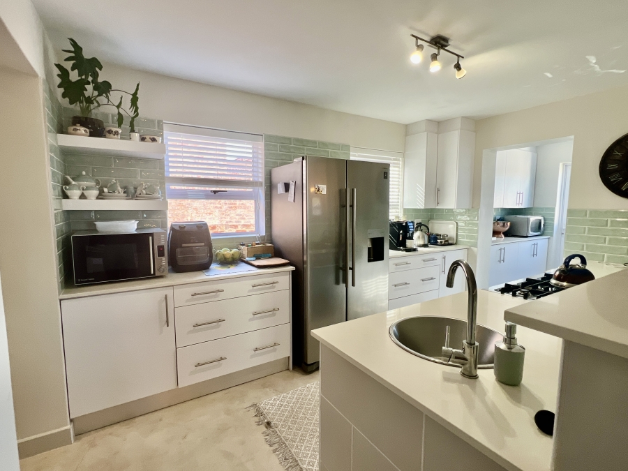 3 Bedroom Property for Sale in Bluewater Bay Western Cape